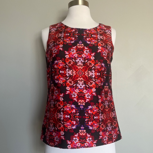 J CREW Collection Silk Berry Bouquet Red Pink  Floral Sleeveless Blouse Top 2 - Picture 3 of 11